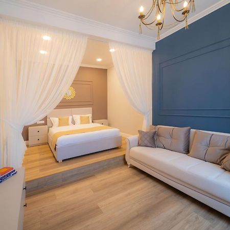 Bluesky Ultra-Central Premium Apartment Орадя Екстер'єр фото